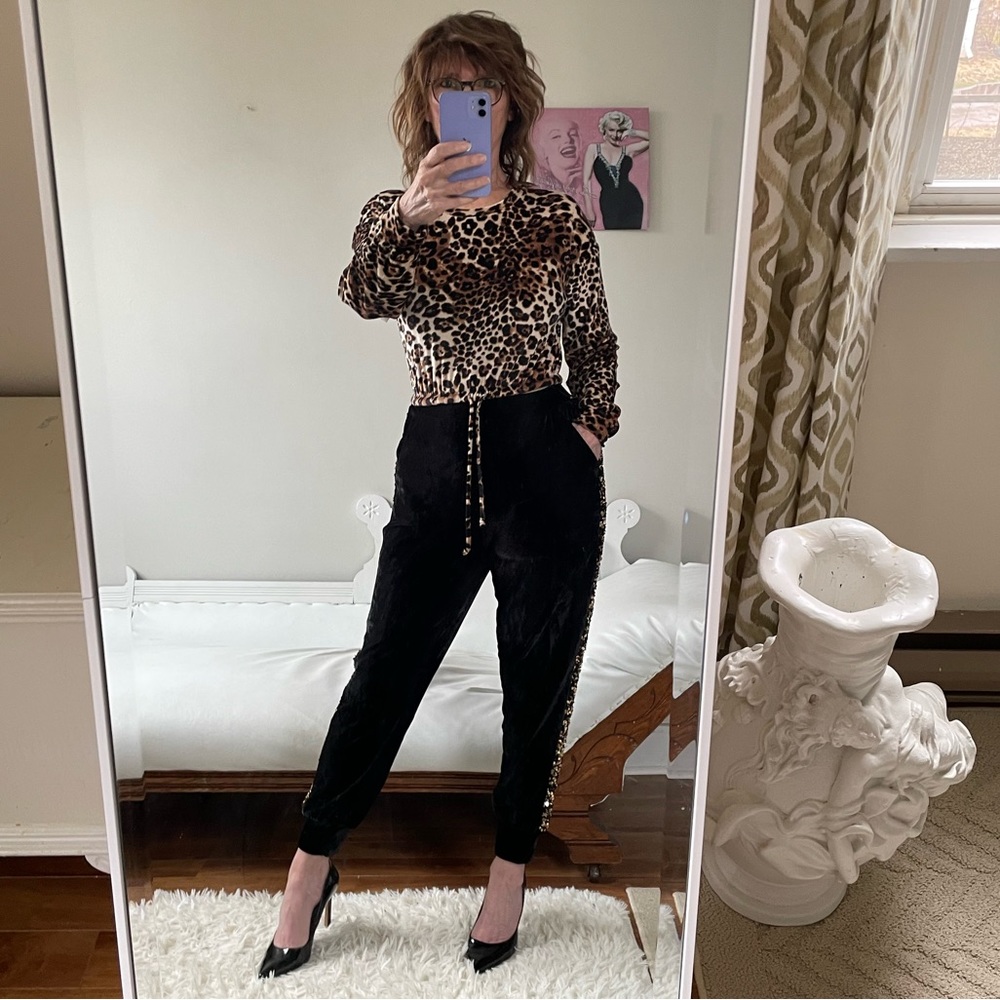 NWT CABLE GAUGE BLACK VELVET VELOUR  PANTS GOLD SEQUIN STRIPES CUFFS POCKETS